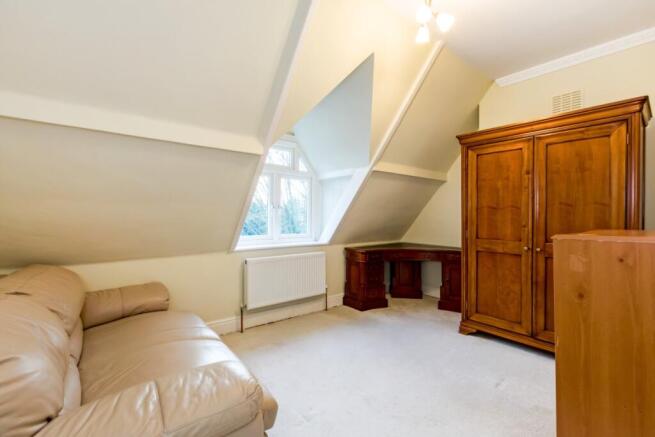 2nd Bedroom/Study
