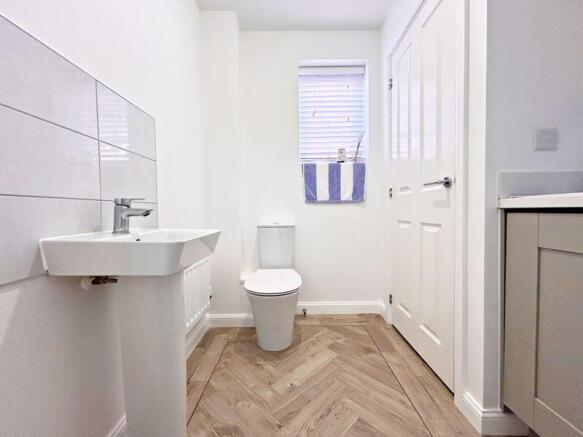 Cloakroom/Utility