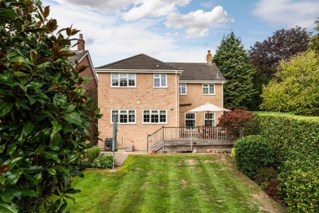 40 Fairfield Close-27_sRGB.jpg