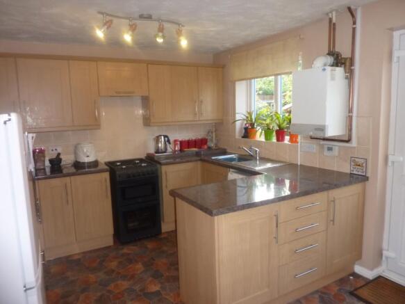 KITCHEN AREA