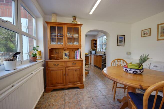 3 bed Detached for sale Image 11