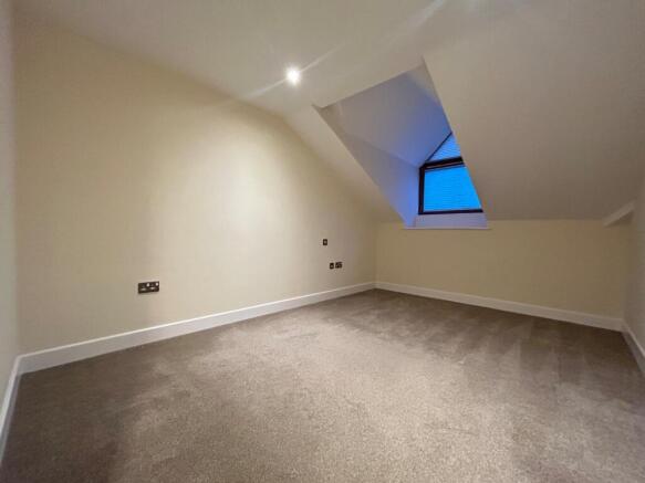 2 bed Flat to rent Image 7