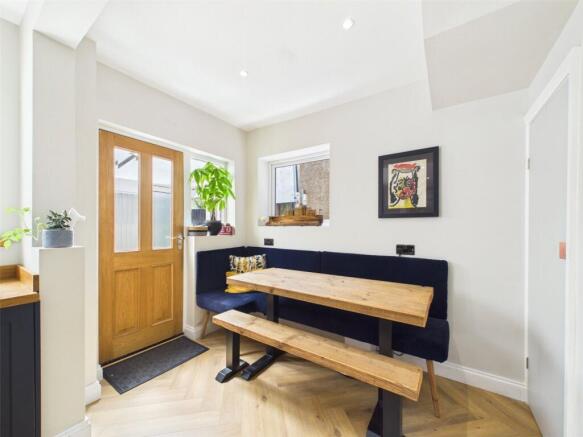 240, Barrack Road, Christchurch, Dorset, BH23 photo 4