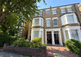 25a, Dyne Road, London NW6 7XG