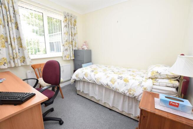 2nd Bedroom