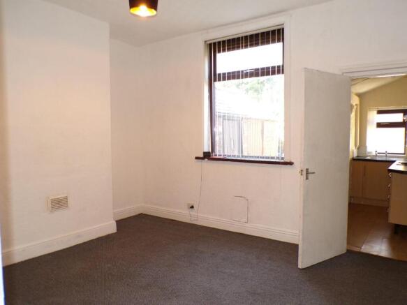 WestminsterRd22din.JPG