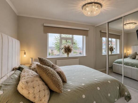 2 bed Semi-Detached to rent Image 10