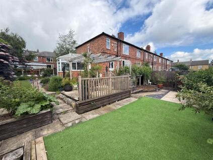 Longfield Mount, Pudsey