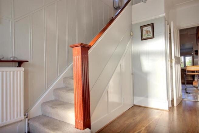 4 bed Semi-Detached for sale Image 8