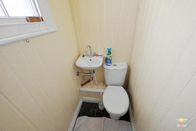 2 bed Terraced for sale Image 8
