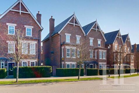 Wyvern Way, Burgess Hill, RH15