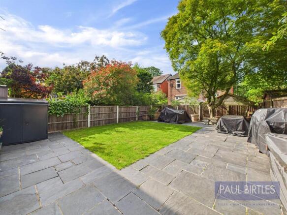 CAM04378G0-PR0155-STILL018.jpg