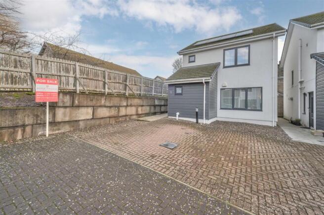 5 Molison Street Dundee NEW EXT-3.JPG