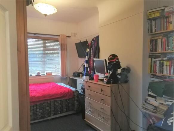 Photo 12