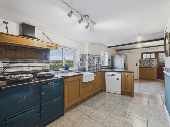 CAM04273G0-PR0214...