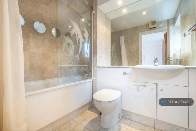 En Suite 2