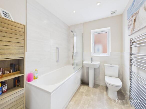 3 bed Semi-Detached for sale Image 7