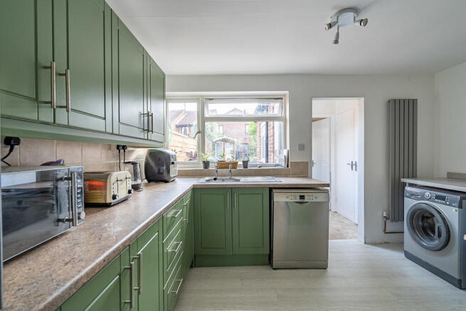 2 bed Terraced for sale Image 8