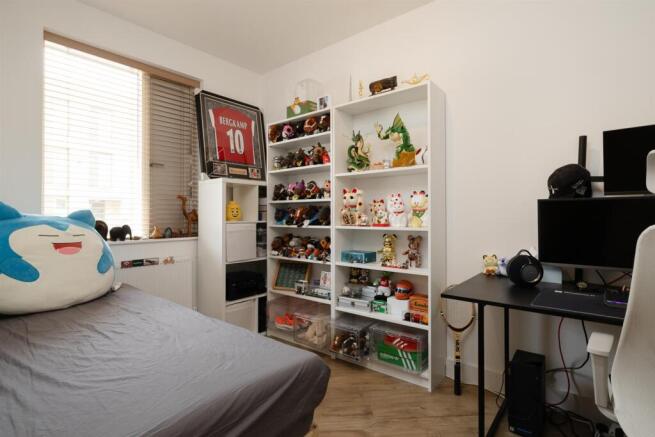 3 bed House for sale Image 6