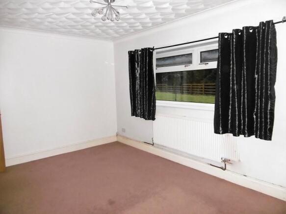 Bedroom 2 (FRONT)