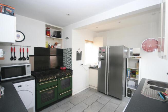 Kitchen.JPG