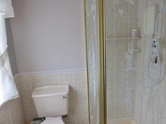 Master Bedroom - en suite