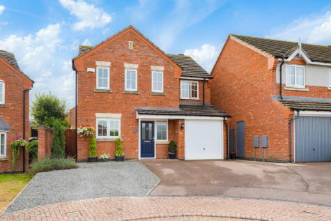 Carnoustie Close on Sunningdale in Grantham