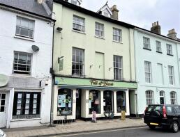 Flat 1, 16, Castle Street, Christchurch BH23 1DT