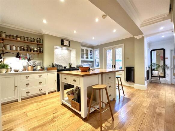 Superb Dining Kitchen 506