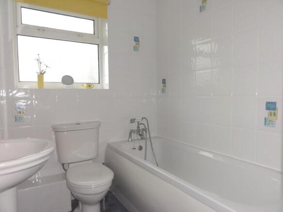White suite bathroom