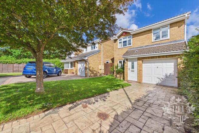 3 bed Detached for sale Image 12