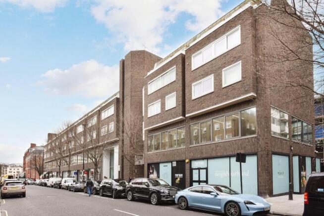 Flat 18 @ 35 George Street (15).JPG