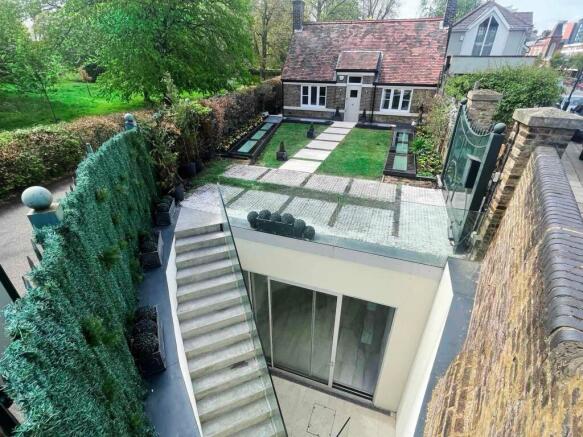 Garden/Basement