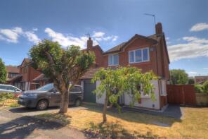 25, Riverside, Studley B80 7SD