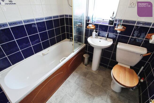 2 bed Bungalow for sale Image 9