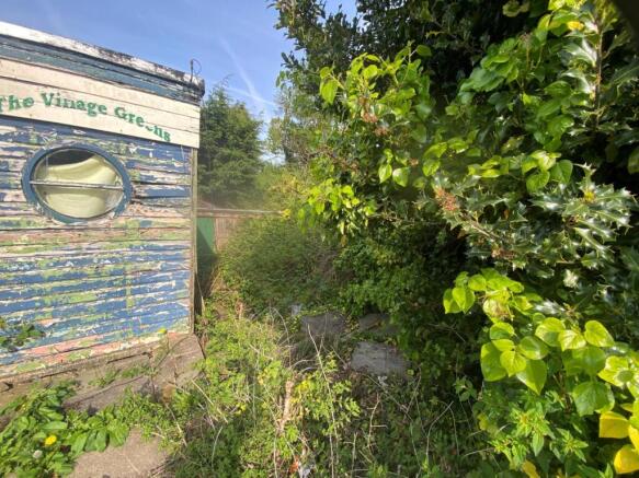 Bolton Rd Commercial 3.jpg