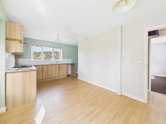 3 bed Semi-Detached for sale Image 7