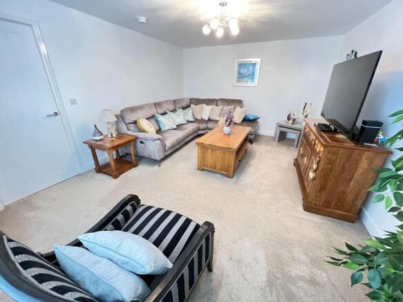Tulip Close, Wynyard, Billingham photo 4