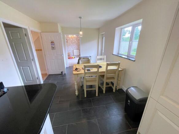 KItchen/Breakfast Ro