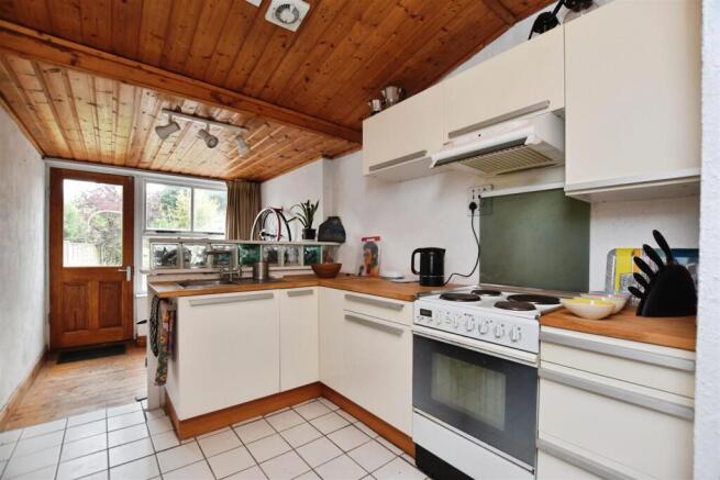 2 bed Terraced for sale Image 10