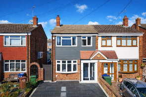 73 Tigh N Duin, Branksome Avenue, Stanford-le-hope SS17 8BH