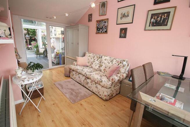 Family to Garden Room.