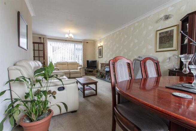 Living/Dining Room
