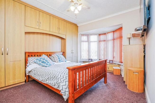 3 bed Semi-Detached for sale Image 10