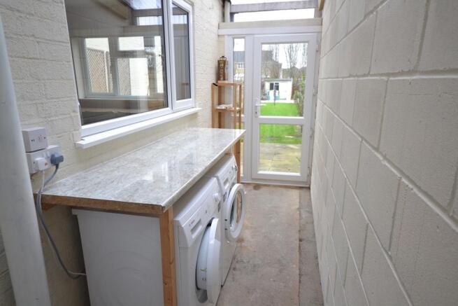 rear lobby/utility