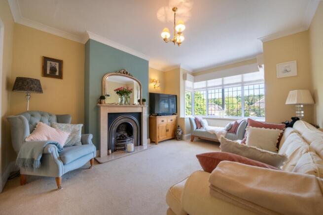 4 bed Detached for sale Image 4