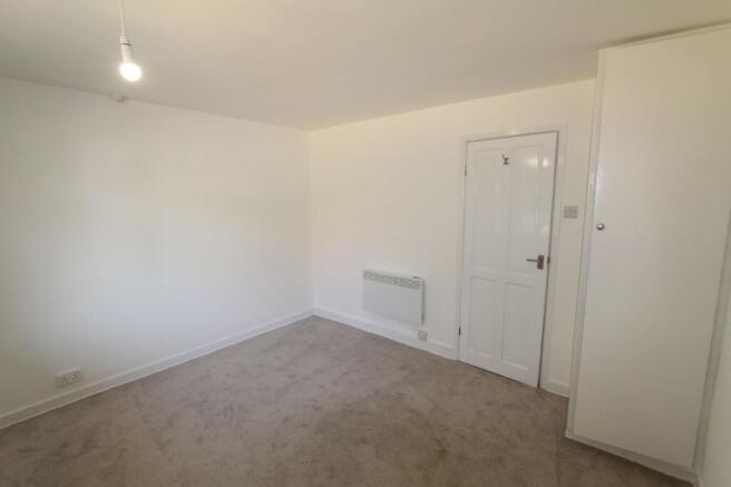 1 bed Flat to rent Image 6
