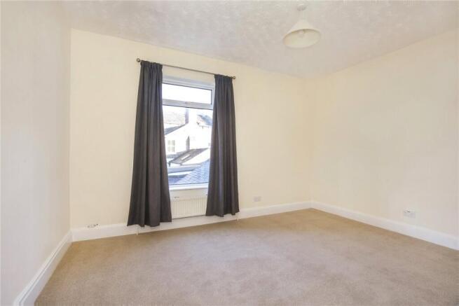 2 bed Terraced to rent Image 10