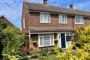 72, The Roundway, Claygate, Esher KT10 0DW