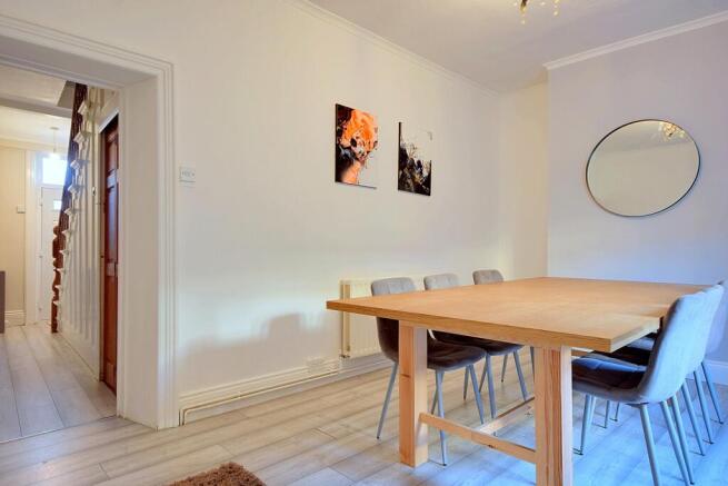 Slade Lane EweMove Brighouse (10)